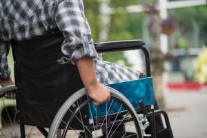 Vaikų ar neįgaliųjų slaugymui nedarbingumo pažymėjimus galės gauti ir laikinai juos prižiūrintys
