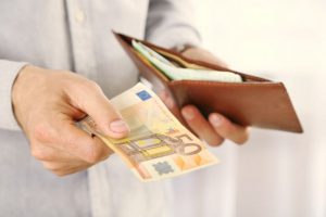 Vidutinis darbo užmokestis pernai augo 10,6 proc.: daugiausiai uždirbo vilniečiai