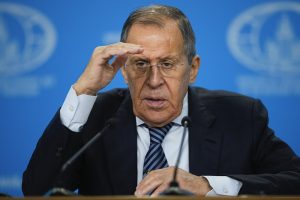 Po Maskvos žinios apie JT posėdžiui pirmininkausiantį S. Lavrovą – Ukraina: prastas pokštas