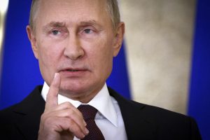 Kremlius: V. Putinas kol kas neplanuoja Rusijoje baigti mobilizacijos