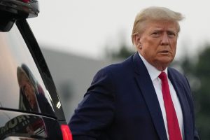 Teisėjas nurodė, kad istorinis JAV ir D. Trumpo teismo procesas prasidės kovo 4-ąją