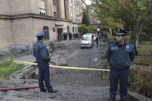 Per sprogimą Armėnijos universitete vienas žmogus žuvo ir trys buvo sužeisti
