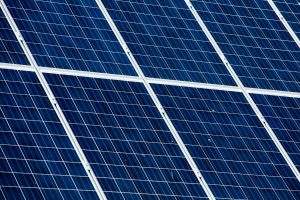 Prezidentūra už 1 mln. eurų įsigijo nutolusią saulės elektrinę