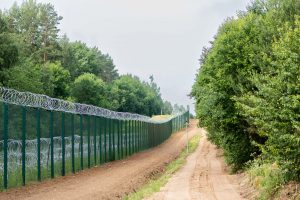 Pasienyje su Baltarusija apgręžta 18 neteisėtų migrantų