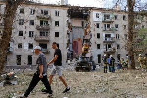 Okupacinė valdžia: per smūgius Rusijos kontroliuojamuose Ukrainos regionuose žuvo 27 žmonės 