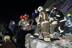 Ukraina: Dnipre per smūgį gyvenamajam rajonui žuvo mergaitė, sužeisti dar 22 žmonės