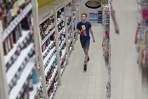 Klaipėdos policija prašo pagalbos: gal atpažįstate šį jaunuolį?