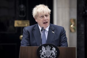 B. Johnsonas atsisveikino su JK parlamentu: „Hasta la vista, baby“