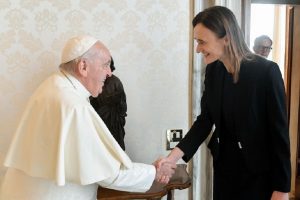 Seimo pirmininkė po vizito Vatikane: popiežiaus pozicija dėl Rusijos – kitokia, nei buvo anksčiau