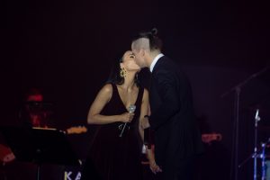 Scenoje Valentino dieną atšventę K. Krysko ir J. Milius pateko į kuriozinę situaciją