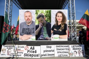 Žinomi žmonės apie protestą Vilniuje: susirinko tamsa, blogis ir dugnas