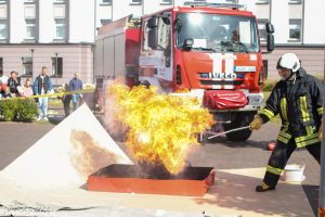 Ugniagesiams pristatytos naujovės, kurių mūsų šalies gelbėtojai vis dar neturi