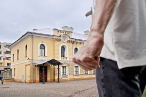 Netikėta atomazga: įtariamasis įsibrovimu į Istorinę Prezidentūrą sulaikytas Liuksemburge
