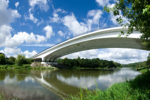 Vilniuje už 3 mln. eurų planuojama remontuoti Valakampių tiltą