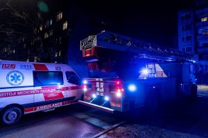 Pražūtingas gaisras Kranto alėjoje: degusiame bute rastas šeimininko kūnas