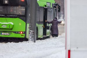 „Kauno autobusai“: kai pusto, neišeina važiuoti pagal grafiką kaip vasarą