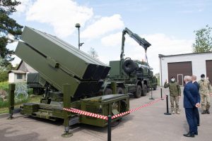 Lietuva perka Ukrainai dvi NASAMS paleidimo sistemas, prezidentas vyksta į Kyjivą