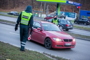 Šokiruoja: 40 proc. lakstūnų teigia, kad greičio viršijimas – normalu