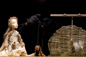 „Lino lėlės“ vaikams rodys spektaklį „Alesiutė“