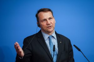 Lenkijos ministras: Europa turėtų stiprinti savo gynybą