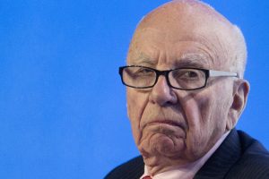 Žiniasklaidos magnatas R. Murdochas perduoda „21st Century Fox“ vairą sūnui