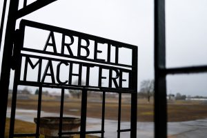 Vokietija siekia penkerių metų kalėjimo bausmės 101-erių metų buvusiam nacių sargybiniui