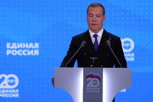 Rusijos valdančiosios partijos „Vieningoji Rusija“ pirmininku perrinktas D. Medvedevas