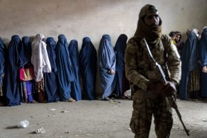 Įsakius Talibanui, Afganistane uždaroma tūkstančiai grožio salonų