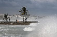 Uraganas „Beryl“ Karibuose sustiprėjo iki penktos kategorijos