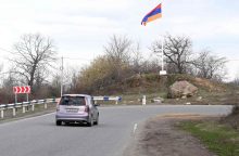 Armėnija ir Azerbaidžanas skelbia pradėję sienos žymėjimą