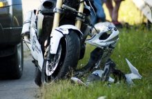 Avarija Panevėžyje: sužalota penkiolikmetė mopedo vairuotoja