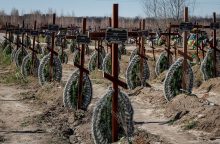Praėjus metams Ukraina prisimena Bučos aukas