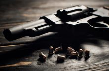Į policiją kreipėsi jaunuolis: Vilniaus centre pasigedo savo pistoleto