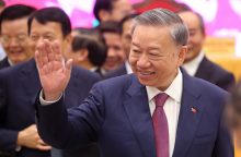Vietnamo komunistų partija paskyrė To Lamą aukščiausiuoju lyderiu