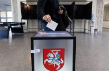 Seimas atmetė siūlymą leisti rinkimų stebėtojams filmuoti asmenis be sutikimo