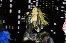 Nemokamo Madonnos koncerto garsiajame paplūdimyje Rio de Žaneire klausėsi iki 1,5 mln. žmonių