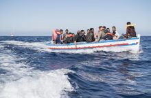 Graikija užkirto kelią dar 150 migrantų bandymui perplaukti Egėjo jūrą
