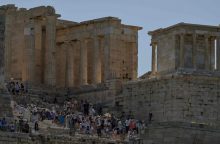 Dėl karščio bangos Graikijoje trečiadienį laikinai sustabdytas Akropolio lankymas