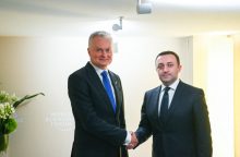 Su Sakartvelo premjeru Davose susitikęs G. Nausėda reiškia paramą šalies eurointegracijai