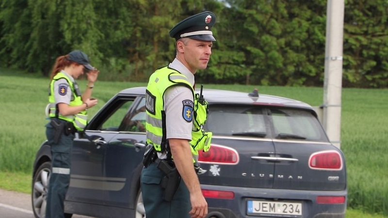 Policija įspėja: baus už menkiausią greičio viršijimą