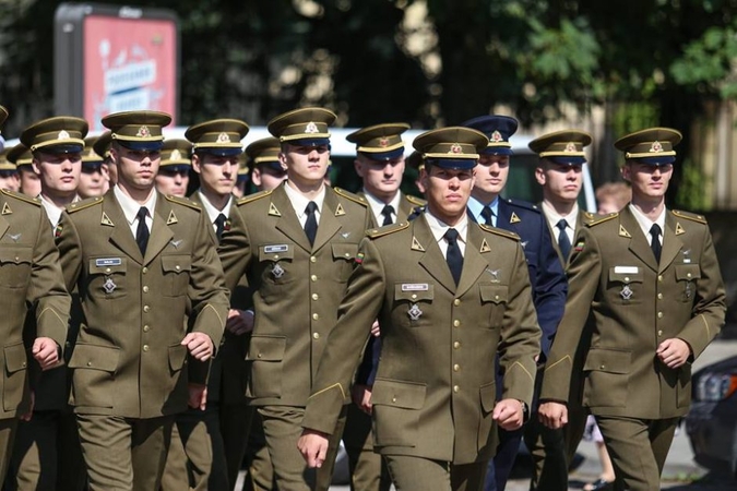 Stojančiųjų į Lietuvos karo akademiją laukia daug naujovių