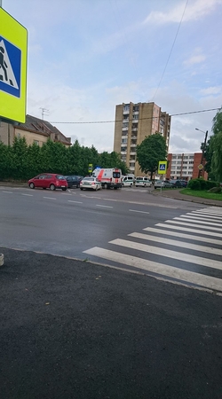 Po avarijos į Kauno klinikas išvežti du žmonės