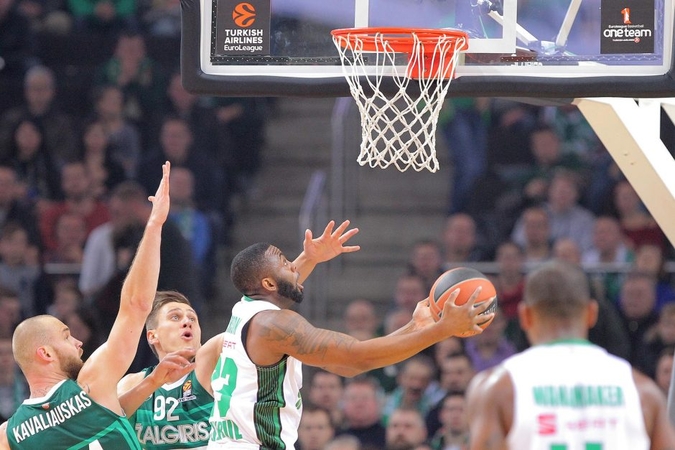 Dar viena nesėkmė: "Žalgiris" nusileido ir "Daruššafaka" krepšininkams