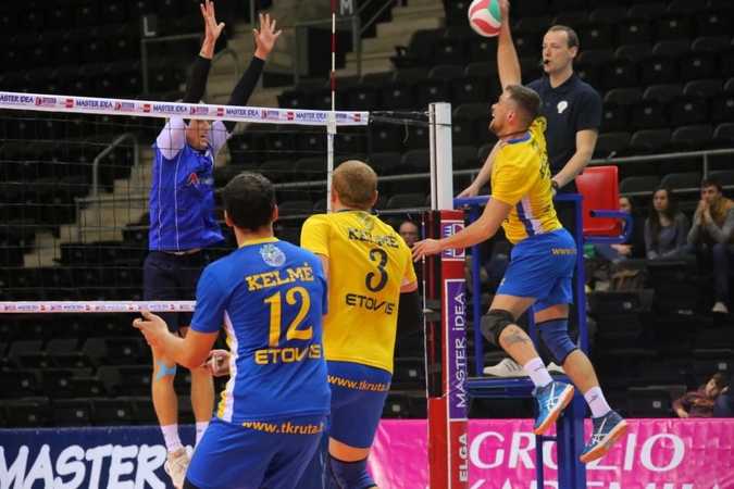 Vyrų tinklinio čempionate – tikras trileris