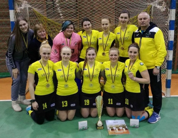 Žolės riedulio čempionų titulai – šiaulietėms ir širvintiškiams