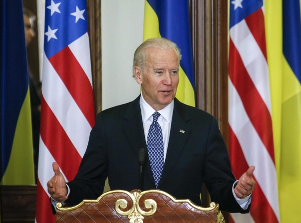 J. Bidenas: Rusija turi sugrąžinti Krymą Ukrainai ir laikytis taikos