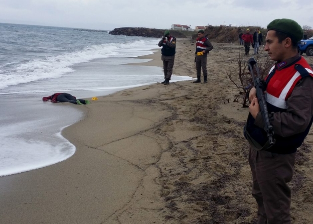 Egėjo jūros bangos išmetė mažiausiai 17 migrantų kūnus