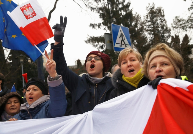 Lenkijoje toliau vyksta masiniai protestai 