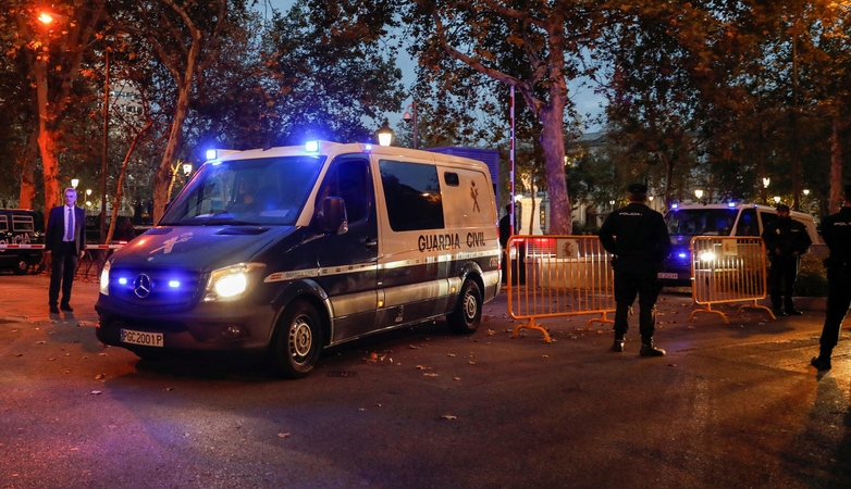 Dalis buvusių Katalonijos ministrų atsidūrė už grotų