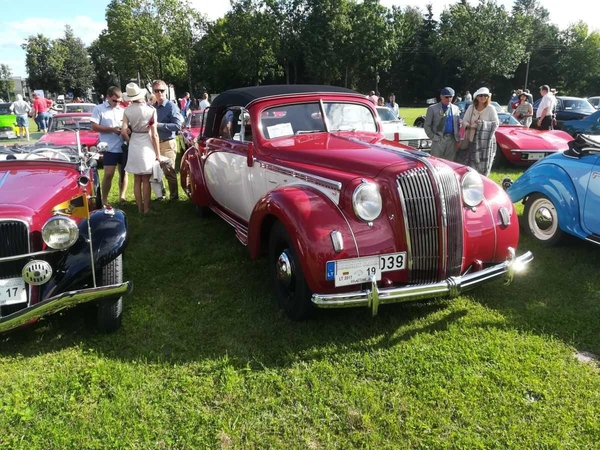 „Kauno rudens“ ralyje – 102 ekipažai ir senoviniai automobiliai